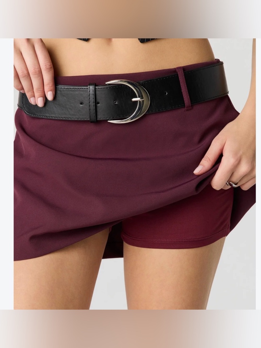 Mini Skort with Belt. Size XL. Burgundy. Built in short. A-Line. Side zipper.